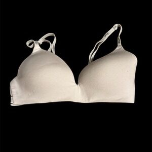 Victoria's Secret PINK Wear Everywhere Wireless Bra White 34C Logo Straps